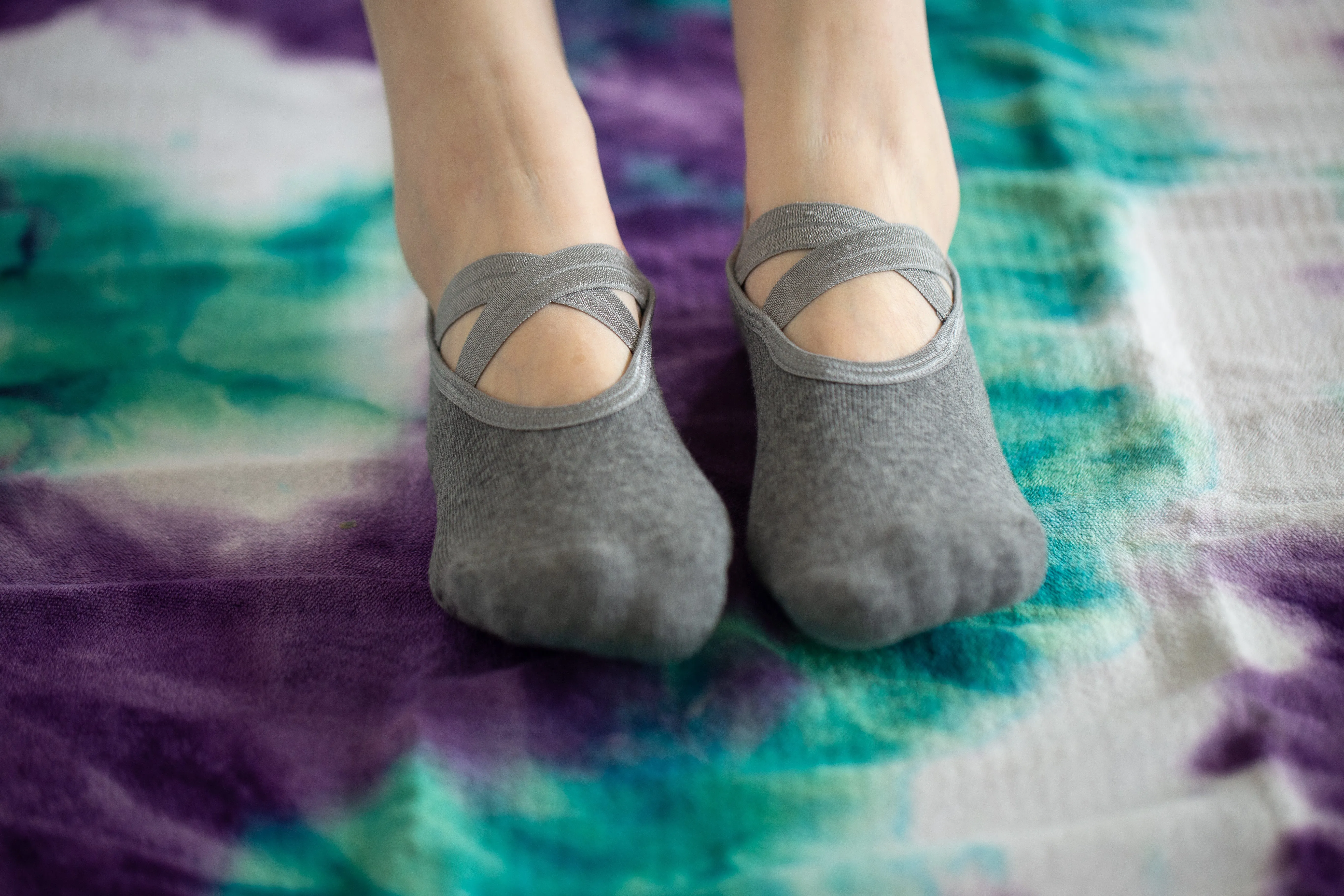 Yoga Anti-Skid Grip No-Show Barre Socks