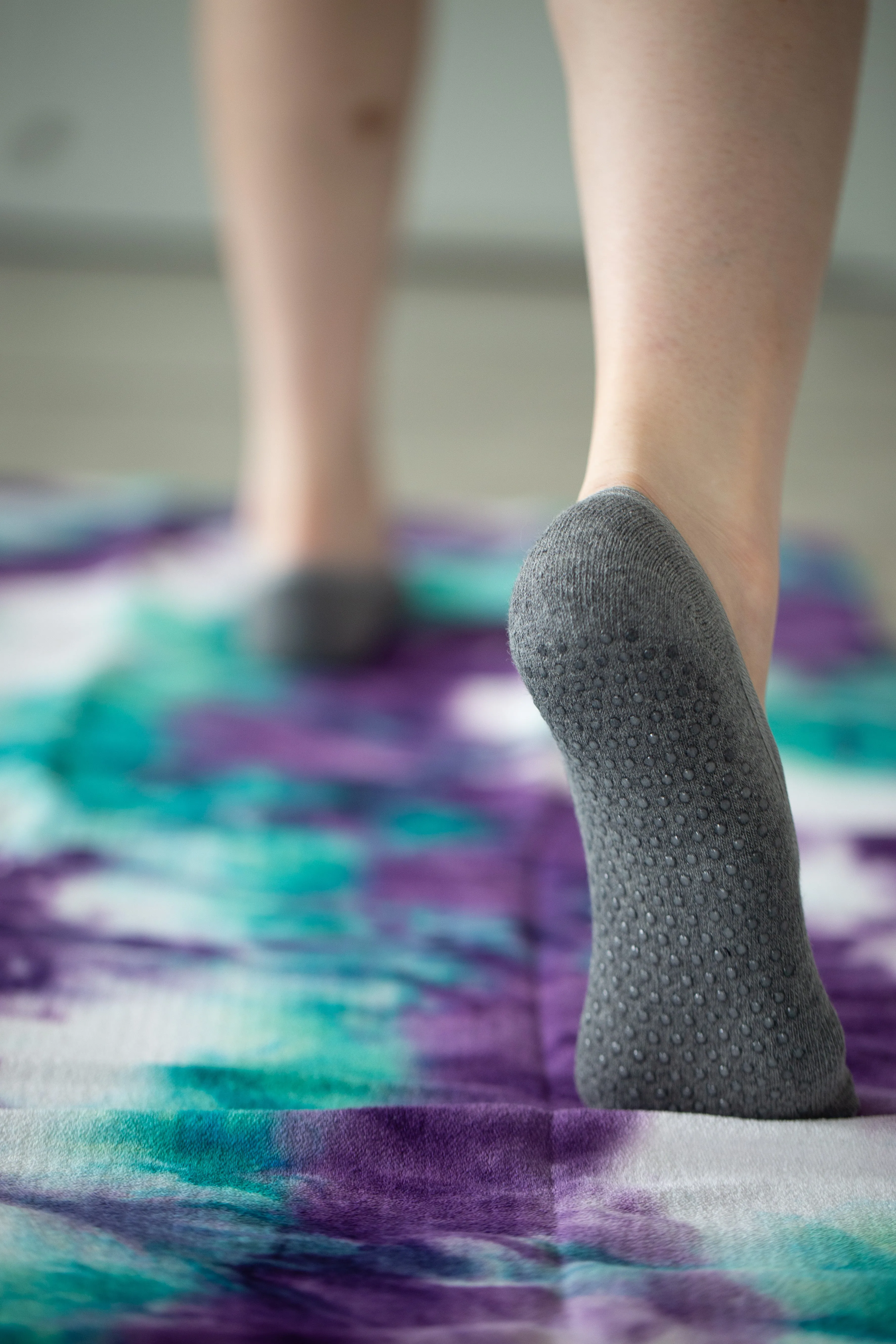 Yoga Anti-Skid Grip No-Show Barre Socks